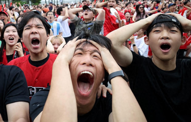 韩国队被淘汰！没人愿意给韩国喂饭，这一次他们自己饿死了！

说句实在话，韩国这届