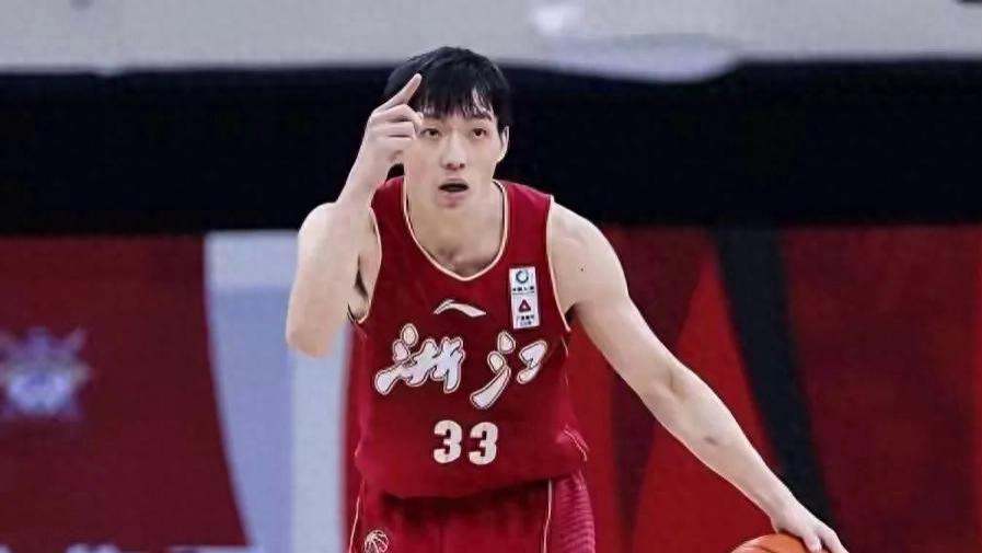 稠州35分大胜四川，他手握顶薪拿0分，被批心思不在球队打养生球