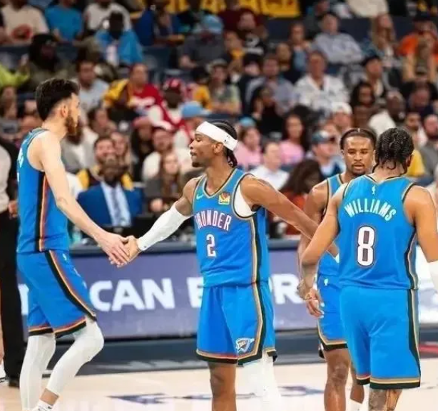 大家对雷霆去年的季后赛满意吗？

我的感受就是，除了结果，过程，我是一点都不满意