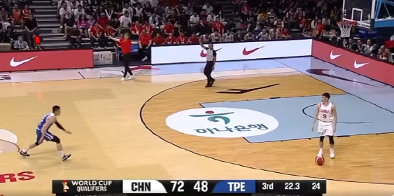 一个事实是：现在看中国男篮的比赛很难体会真正的看球快乐，没有快乐和兴奋，只有担忧