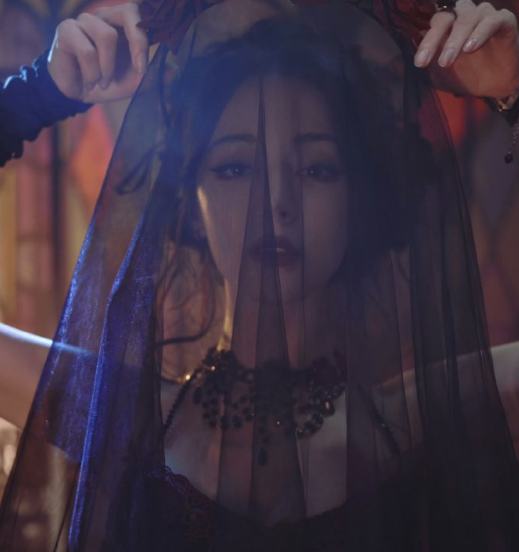 在你需要的每一刻，安静地生出繁密的枝桠