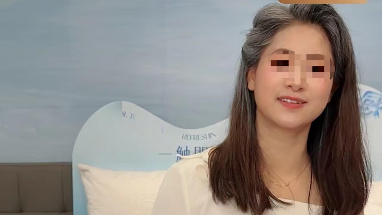 场子姐直播带货！惊讶还是意料之中？假如她挣3千万要分出轨男吗？他会不会笑醒？