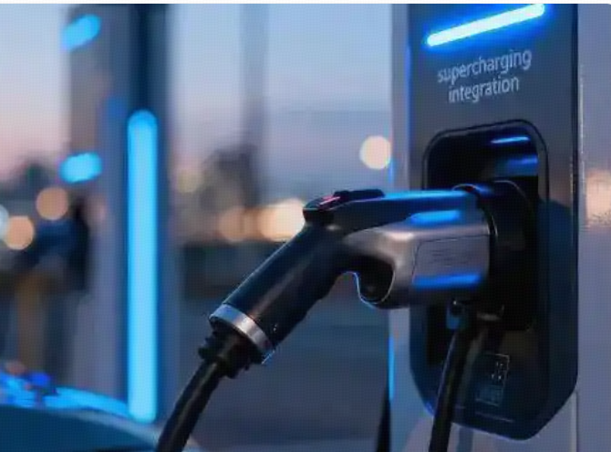 电车将彻底淘汰油车？：根据4月21相关新闻报导:宁德时代在2026超级科技日上成