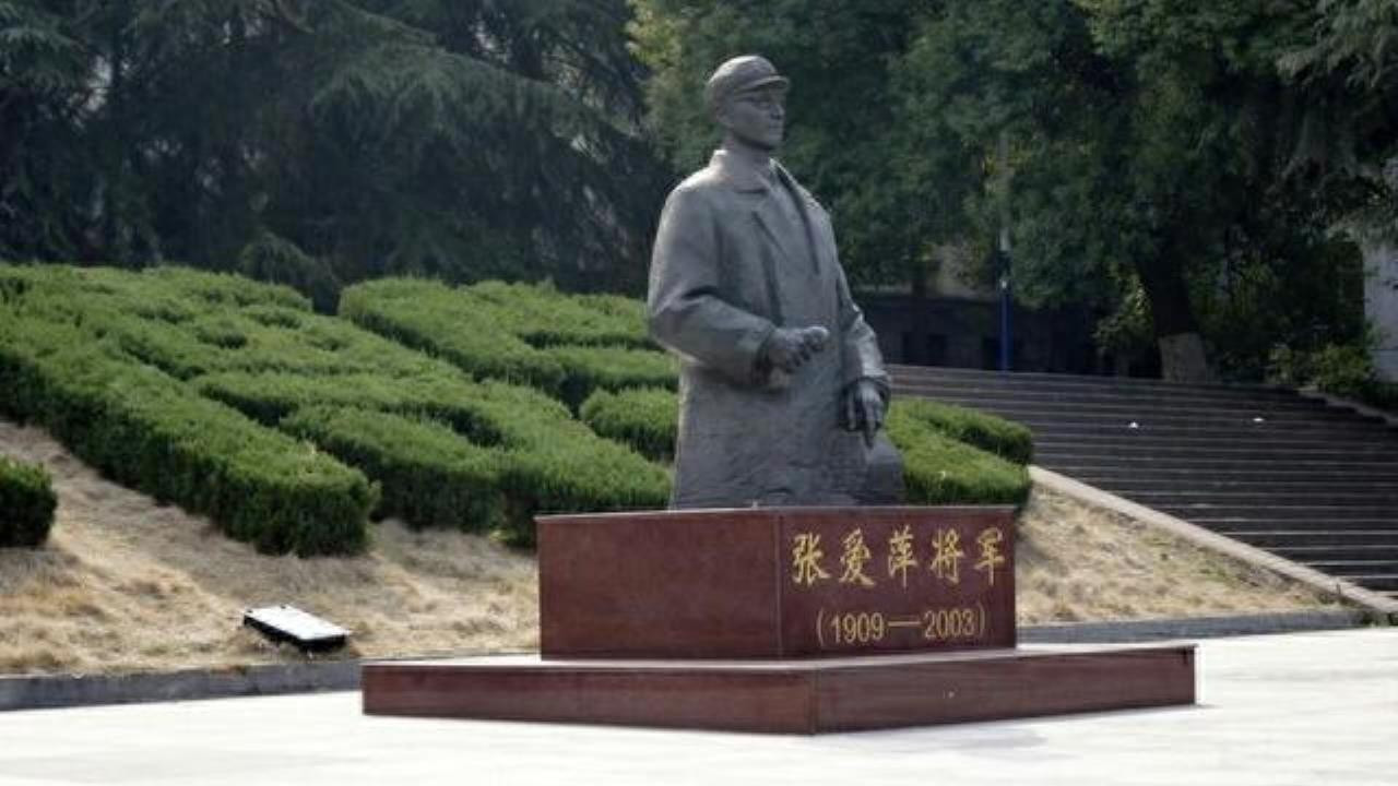 张爱萍将军性情耿直、脾气火爆，因此在建国后曾和三位上将有过矛盾