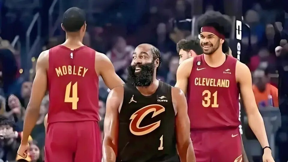 阿伦在场哈登如鱼得水，莫布里上场却威力减半！骑士双塔差距在哪？