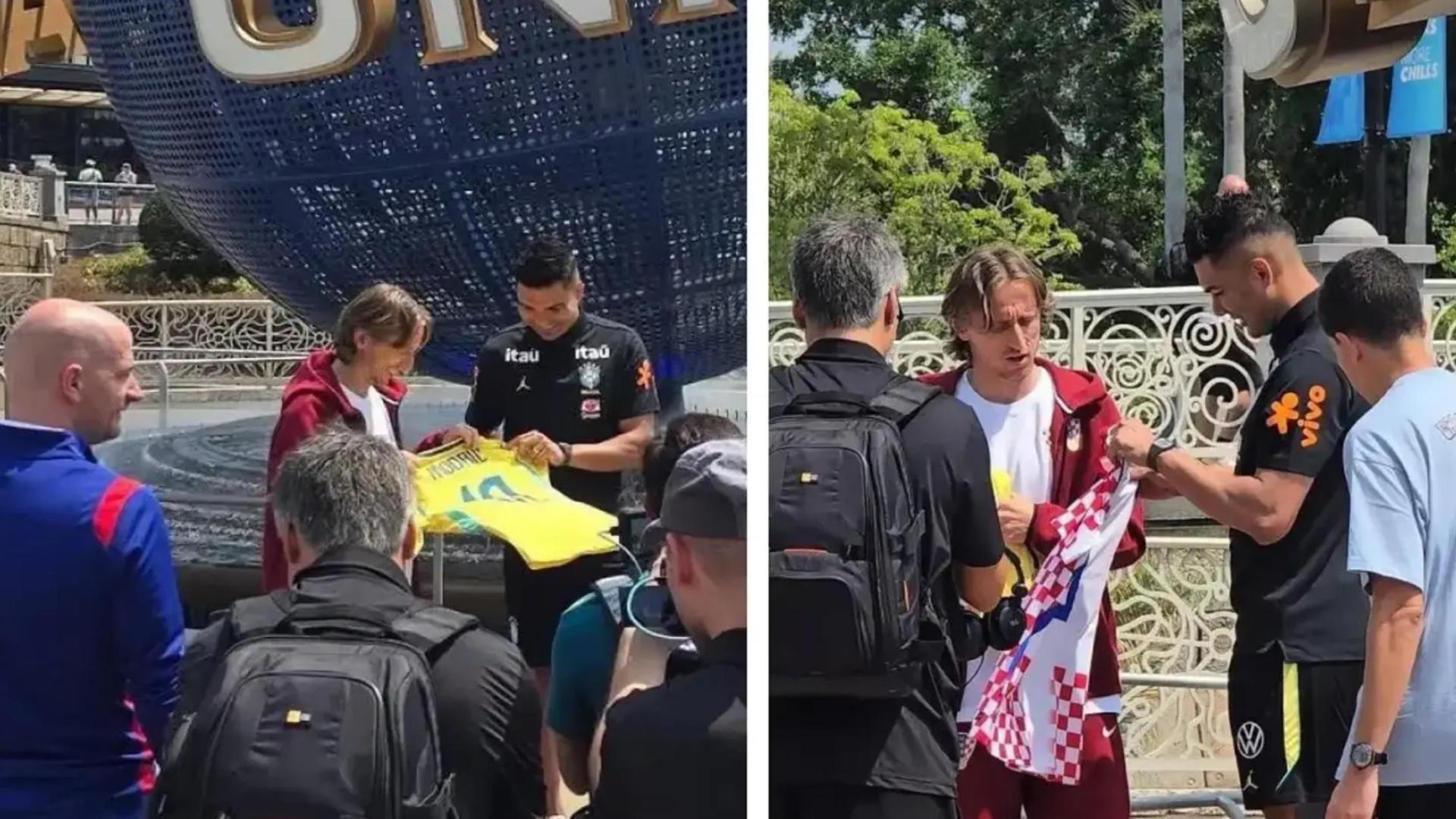 温馨一幕：莫德里奇与卡塞米罗交换球衣！帕夫洛维奇受到金球表彰！