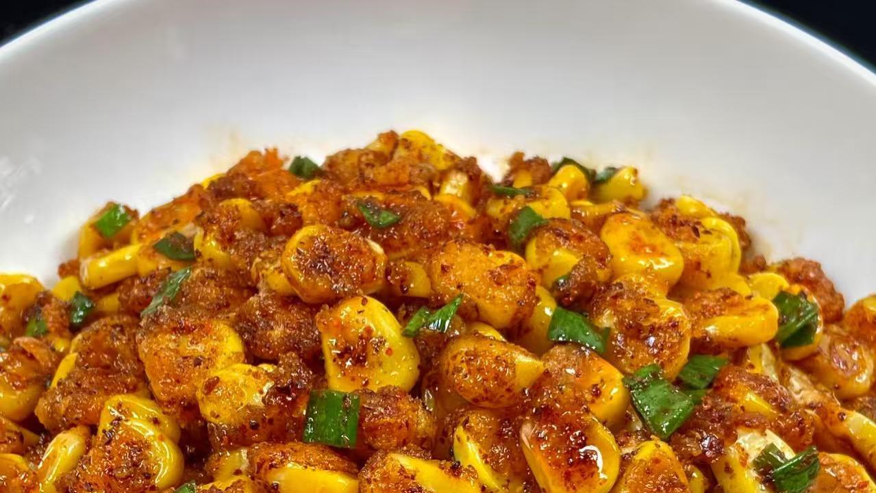 我妈尝了一口，让我原地出摊的椒盐玉米！！