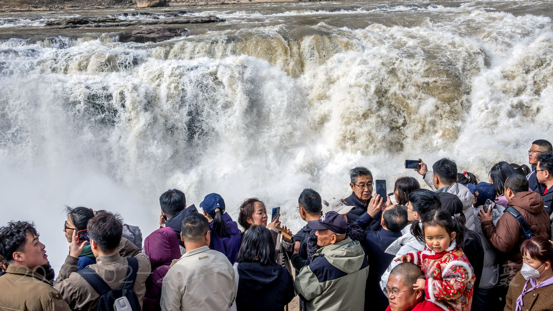 壶口瀑布：“黄河奇观”奏响春日狂想曲丨山西·临汾·吉县