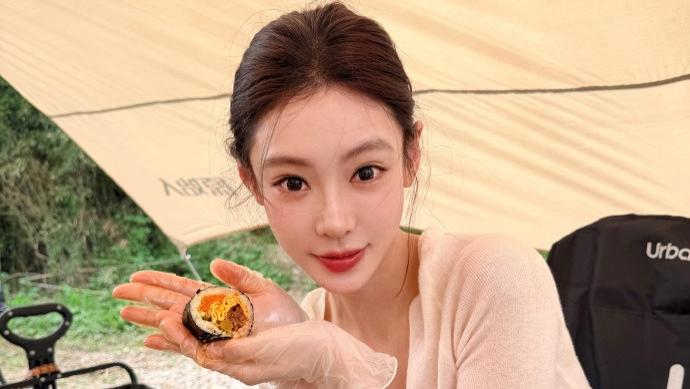 青春就该躁动，美女本就该行动