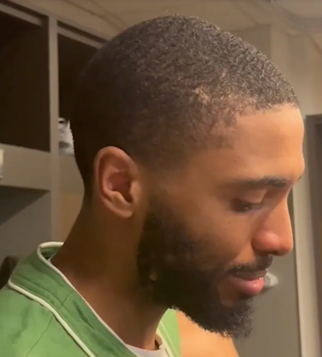 NBA季后赛，米卡尔-布里奇斯谈及如何从G3零分表现中走出低谷：“别无他法…… 