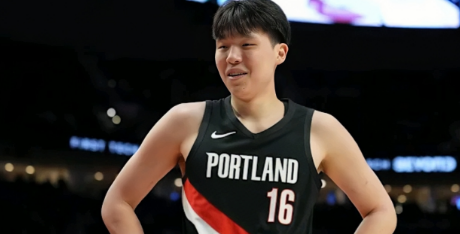 杨瀚森全面数据，开拓者夏季联赛险胜掘金。NBA夏季联赛，开拓者和掘金的比赛，这场
