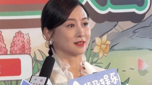 ​翁虹亮相搜狐关注流大会，分享保养秘诀直言坚持最重要