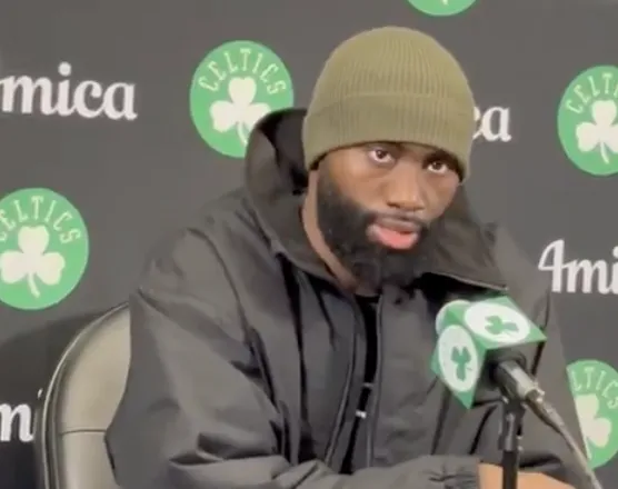 NBA常规赛，凯尔特人主场120-112战胜太阳。

全场比赛，凯尔特人前锋杰伦