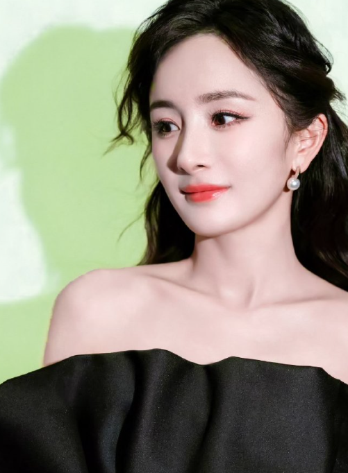 爱的不是繁华的北京，爱的是那只清凉孤傲的狐狸