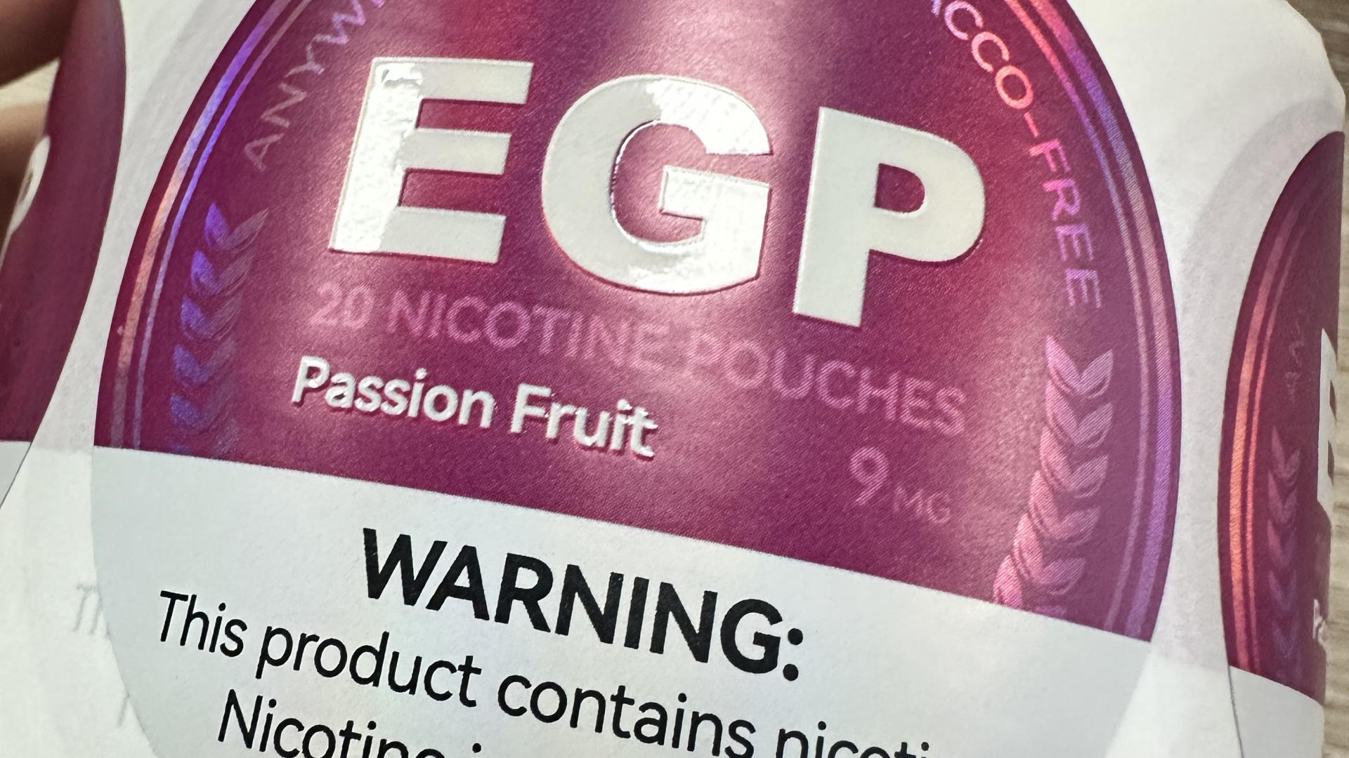 BOPP 不干胶贴纸逆向 UV：解锁独特视觉与功能效果