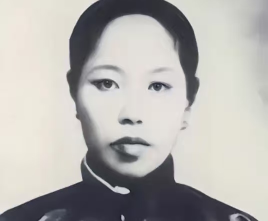 赵纫兰变卖嫁妆供李大钊读书，一心支持丈夫