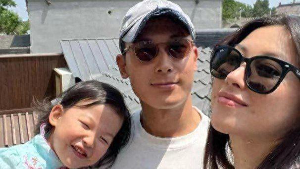 朱珠晒5周年美照，这才是势均力敌的爱情