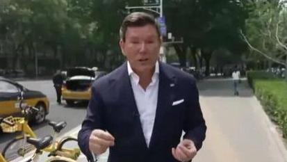福克斯主播想拍一个压抑的中国，结果翻车了