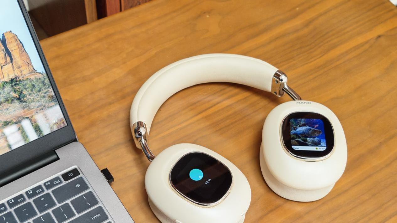 当耳机长出“智慧之眼”，南卡Show重新定义头戴耳机的形态