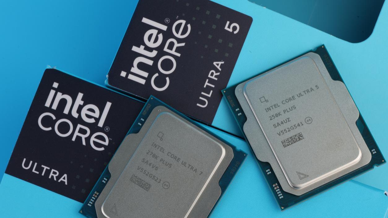核心数、频率均有提升，加入二进制优化——英特尔酷睿Ultra 7 270K Plus、酷睿Ultra