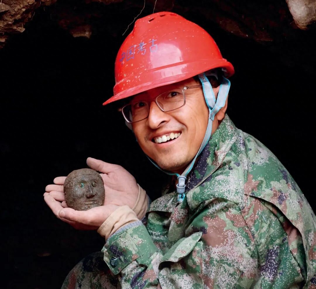 草原深处，发现一座历史奇观