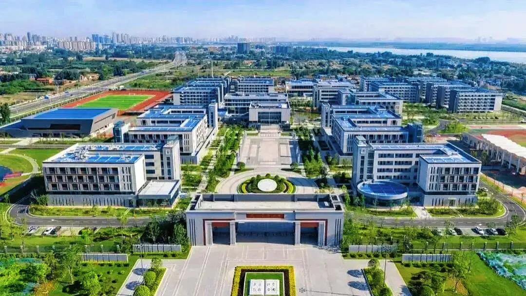 年均30+清北学子，中国名校襄阳四中落地三亚，选址天涯！