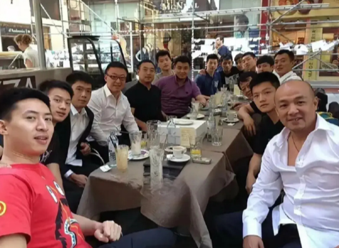 刘国梁建议加强挫折教育，他对乒乓球运动的理解和对乒乓球技战术的探索功不可没，在乒