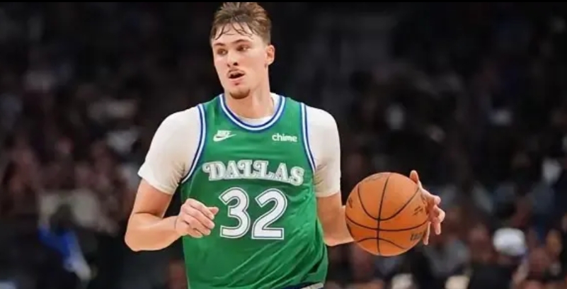 情况有变！看完最近弗拉格十场表现，我觉得本赛季最佳新秀应该属于他
独行侠111: