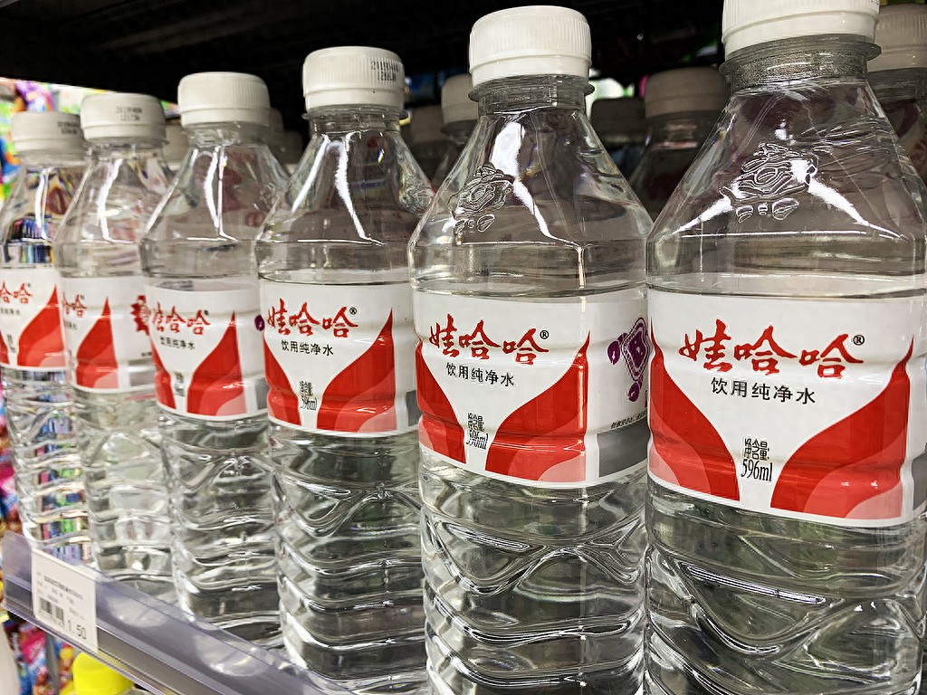 娃哈哈停产了？知情人士回应