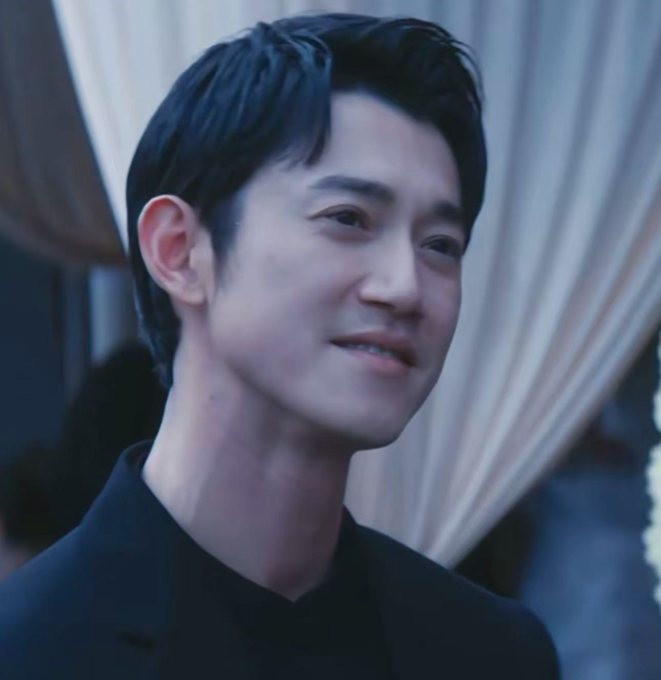 吴慷仁说，我最惨的时候，银行卡里只剩不到2000块新台币，当时折算成人民币才46