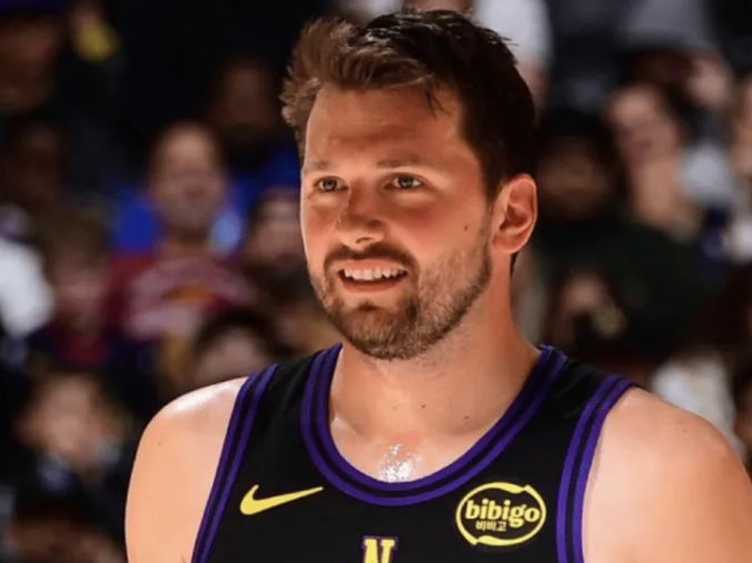 ESPN湖人记者Dave McMenamin更新了卢卡-东契奇的伤病恢复情况。