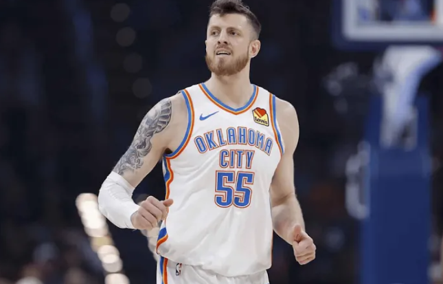 雷霆队记更新社媒：
哈滕已不在伤病名单内，可以出战明日与森林狼的比赛。
此前哈滕