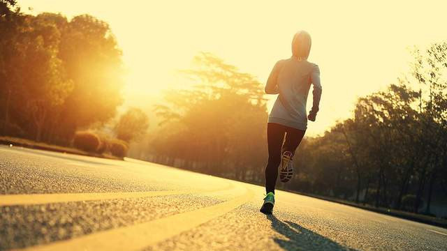 跑步党运动耳机怎么选？分享十款性价比热门运动耳机，狂甩不掉