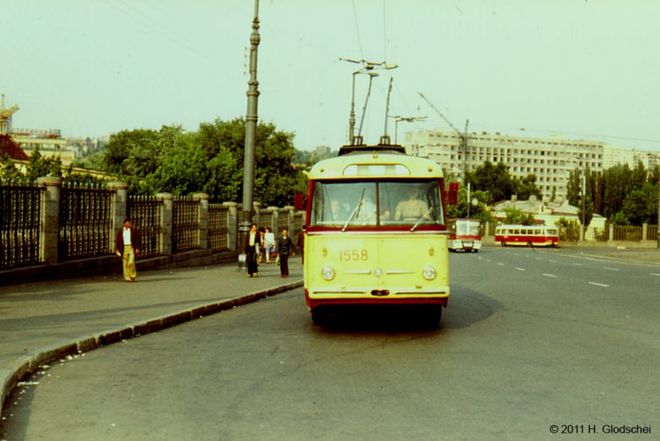  走，上班去！（1981年乌克兰基辅）