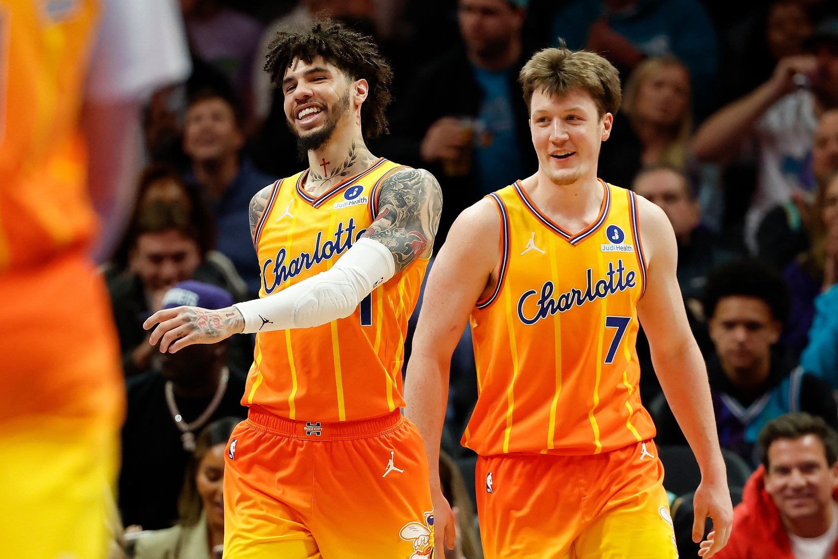 火箭主教练乌度卡看起来对球员们非常失望。火箭队主场两连败，两场背靠背比赛里火箭队