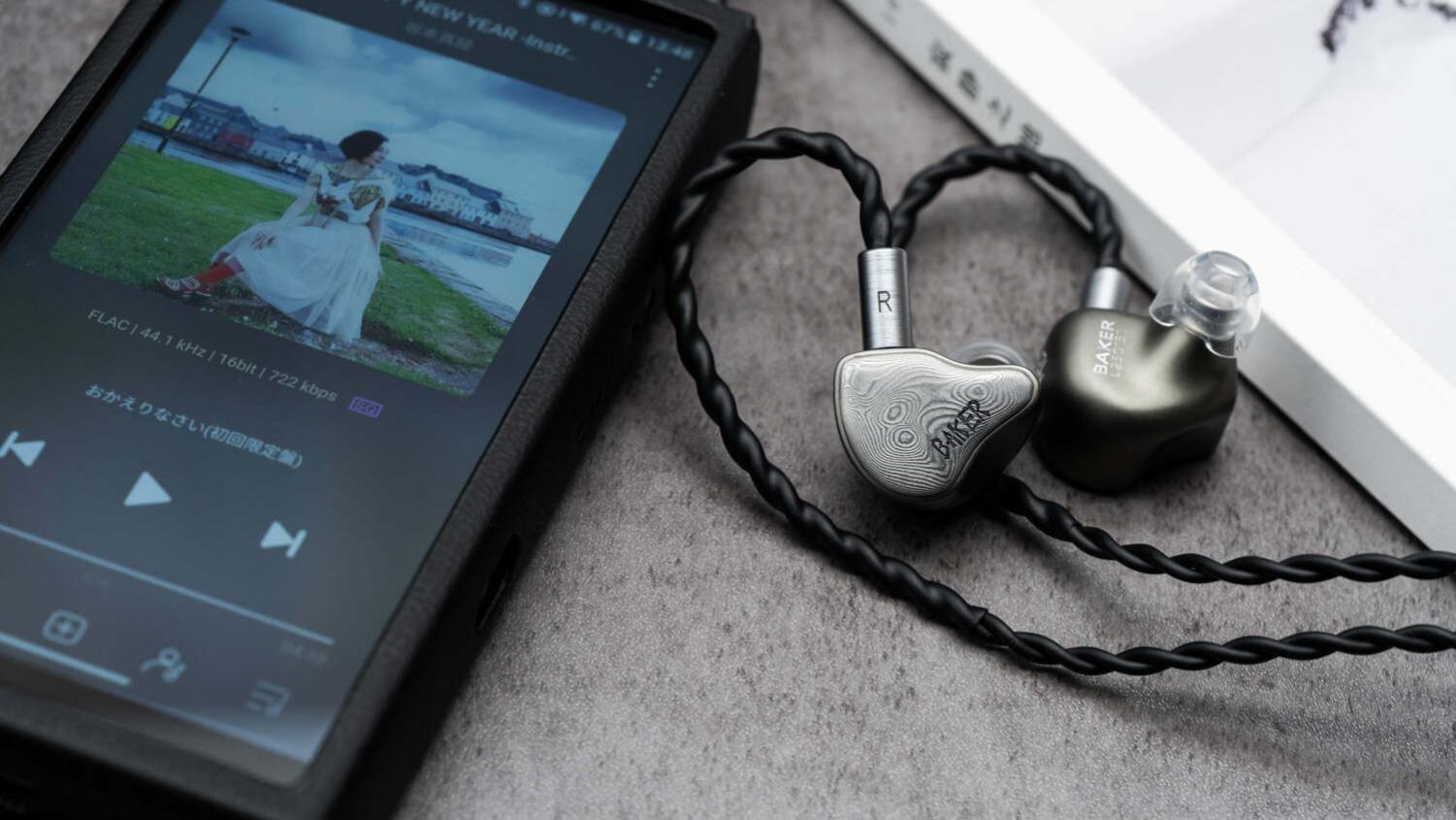 研音Baker八单元入耳耳机：鱼与熊掌可以兼得