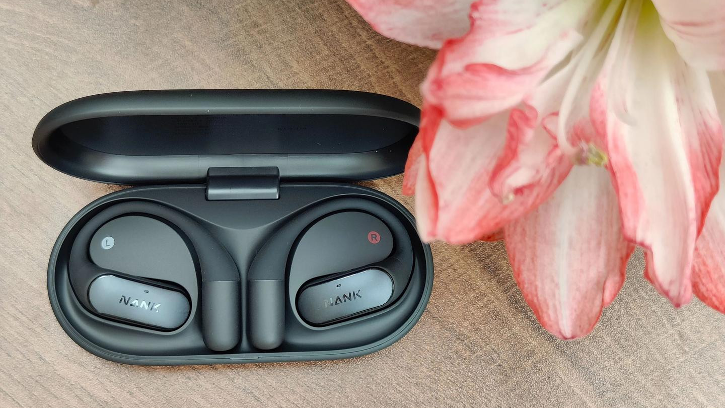 运动通勤办公一机搞定——南卡Wing开放式AI耳机测评