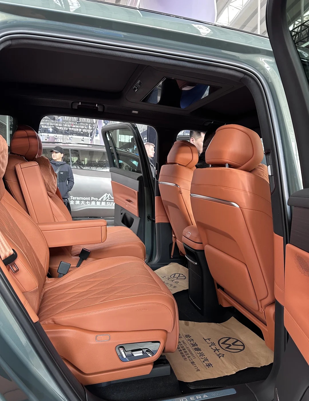 大车也灵活，操控超预期，上汽大众ID.ERA 9X实车到店，颠覆大型SUV操控认