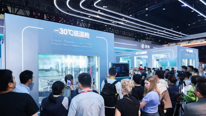 不止于包馆！比亚迪携尖端技术矩阵亮相北京车展