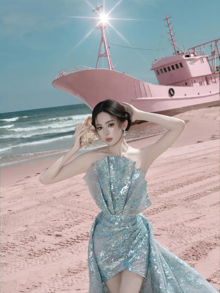 娜扎海边写真照曝光！化身人鱼公主展露曼妙身姿