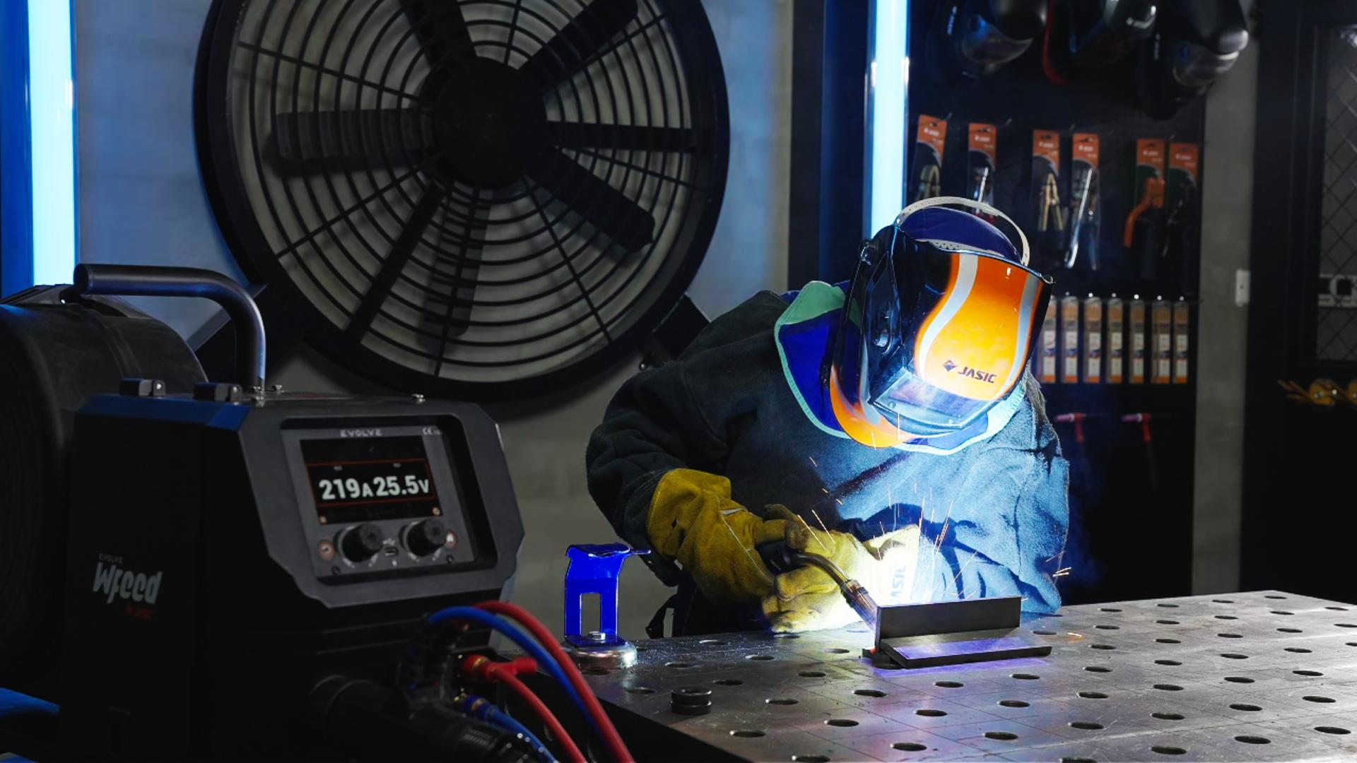 沙特的法赫德和那些管道