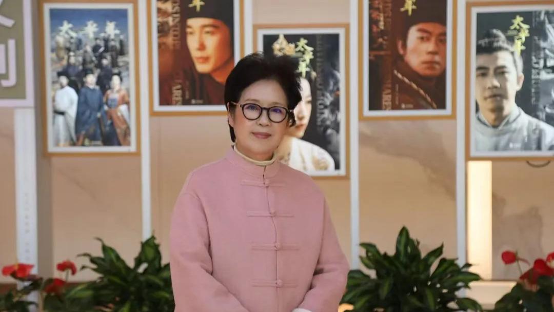 赵依芳揭秘《太平年》十年创作路，首谈华策内容变局