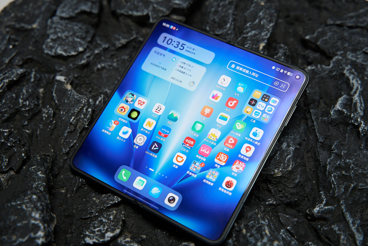 vivo X Fold6 体验：折叠屏的下一步，是把任务流展