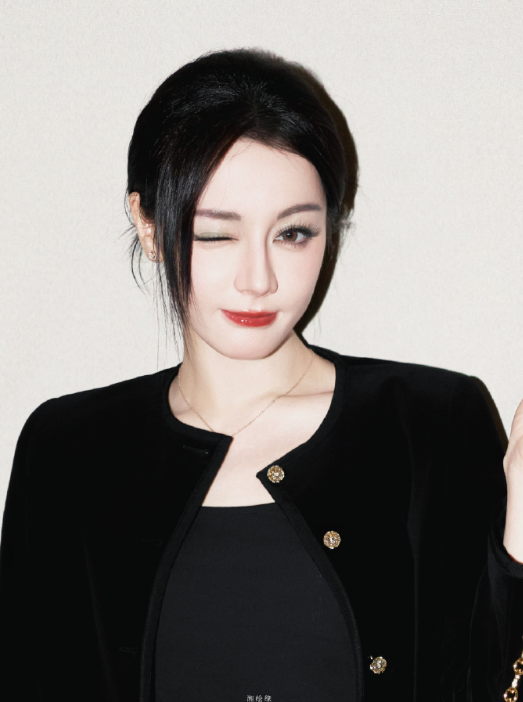 你笑的时候，我心里被撒了一把跳跳糖