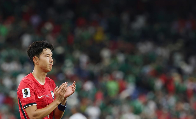 韩国队在亚洲足坛是无可争议的顶级强队，11次晋级世界杯决赛圈，连续10次参赛，2