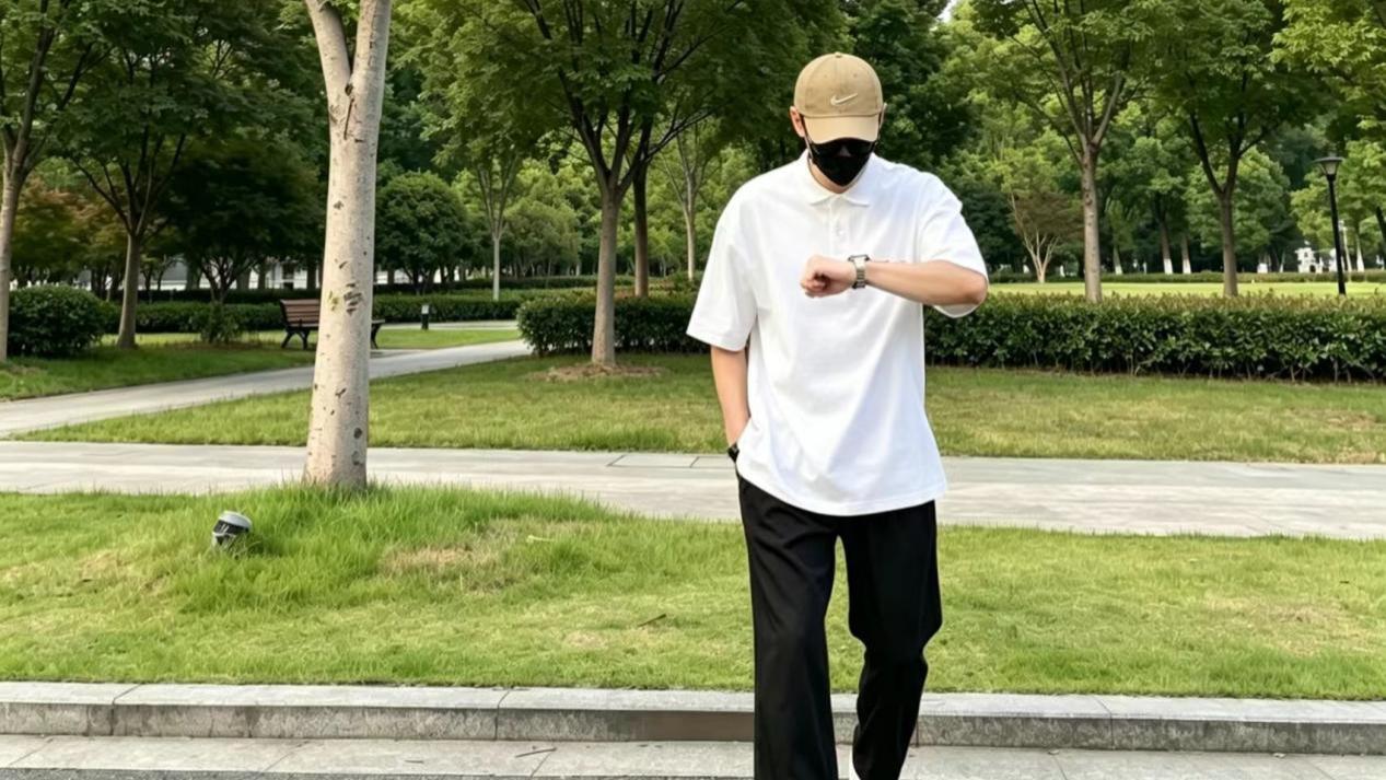 测评Vbrex超级速干Polo衫：商务与运动，夏日穿搭不再闷汗尴尬！