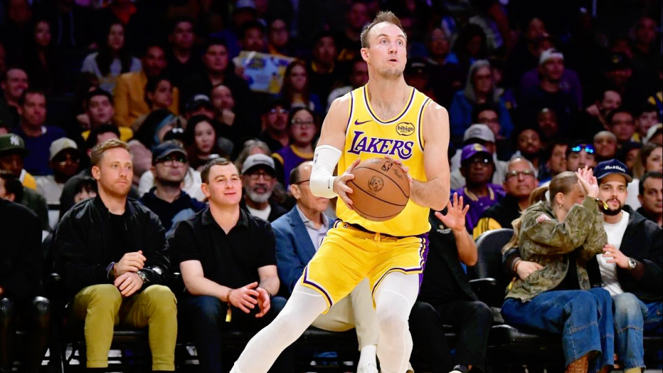 肯纳德首秀价值：顶级空间点+合格处理球，湖人短板变强点