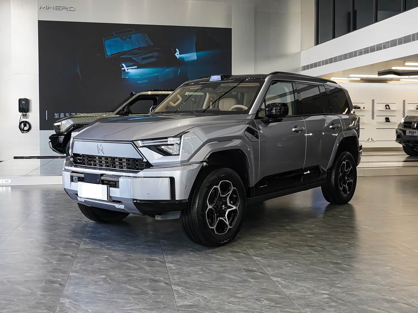 全新大型插混硬派SUV即将上市！机甲外观很炫酷，综合续航13