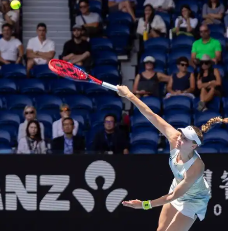 北京时间1月28日，澳网女单四强和半决赛对阵出炉：

今天的比赛：莱巴金娜7-5