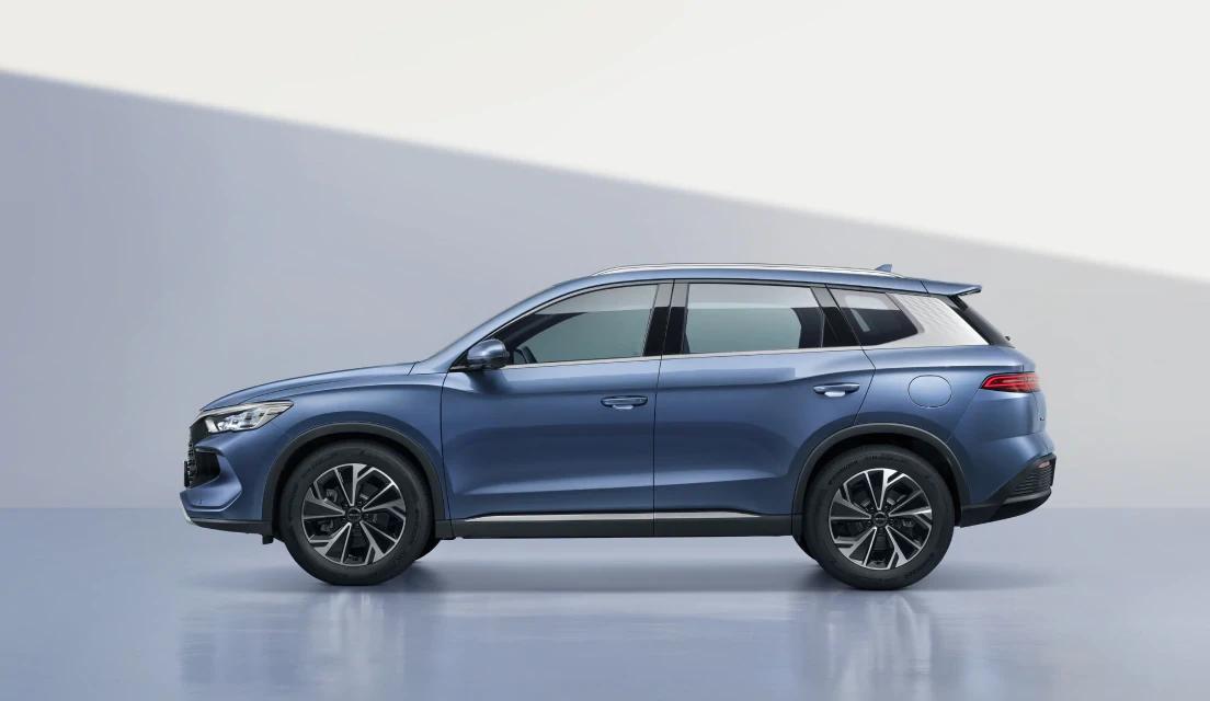 4月5日落幕的第47届国际车展上，比亚迪预定量超过丰田夺冠。